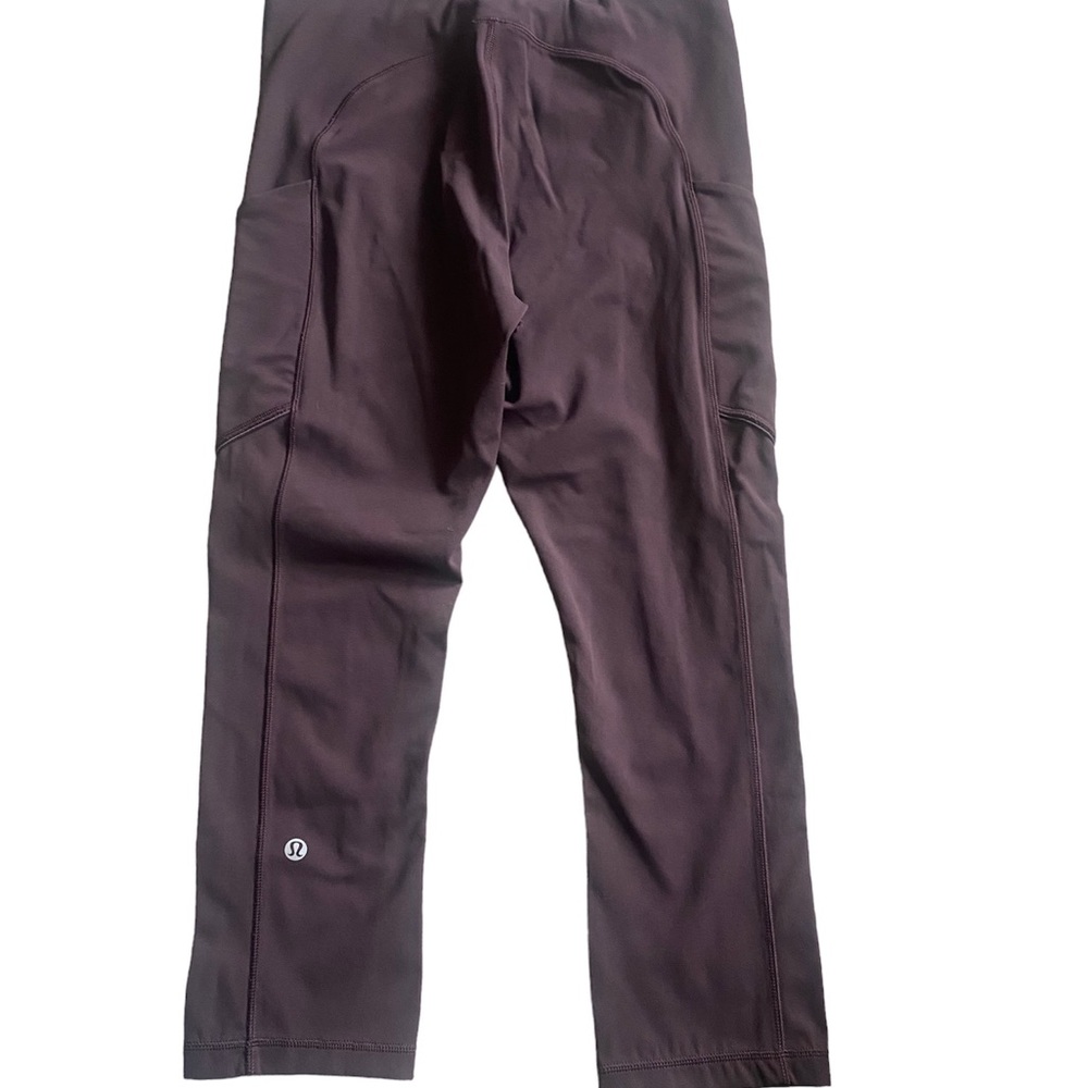Lululemon cropped leggings with pockets size 6